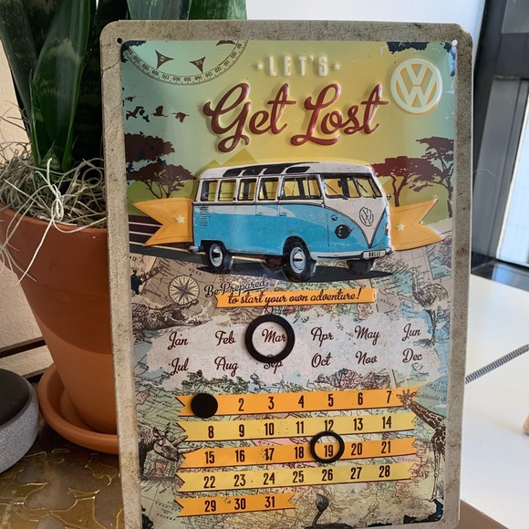 Vintage inspired metal Calendar - Picture 1 of 1